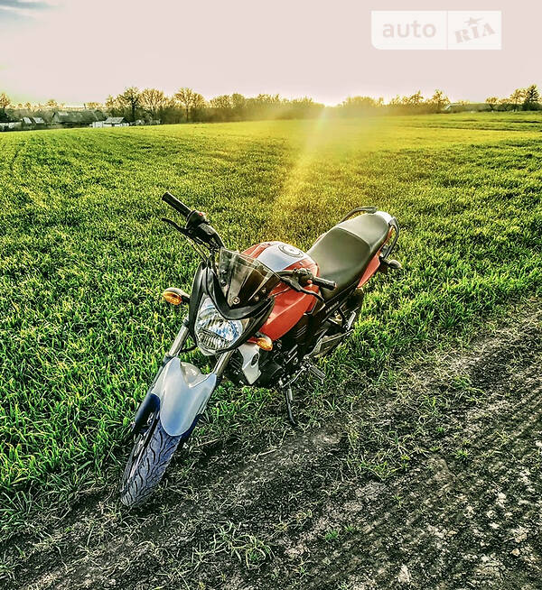 Yamaha FZ-S