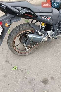 Мотоцикл Многоцелевой (All-round) Yamaha FZ-S 2013 в 