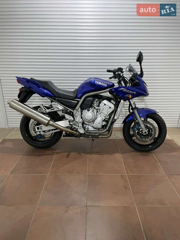 Yamaha FZ1 Fazer 2001