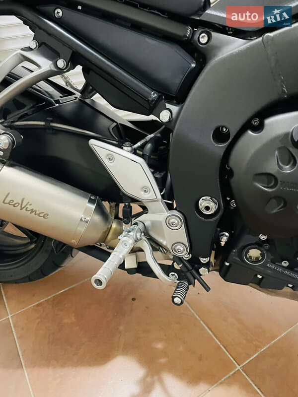 Мотоцикл Спорт-туризм Yamaha FZ1 Fazer 2013 в Киеве фото 5 Мотоцикл Спорт-туризм Yamaha FZ1 Fazer 2013 в Киеве