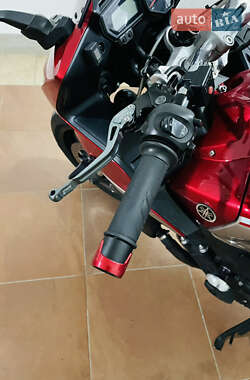 Мотоцикл Спорт-туризм Yamaha FZ1 Fazer 2013 в 