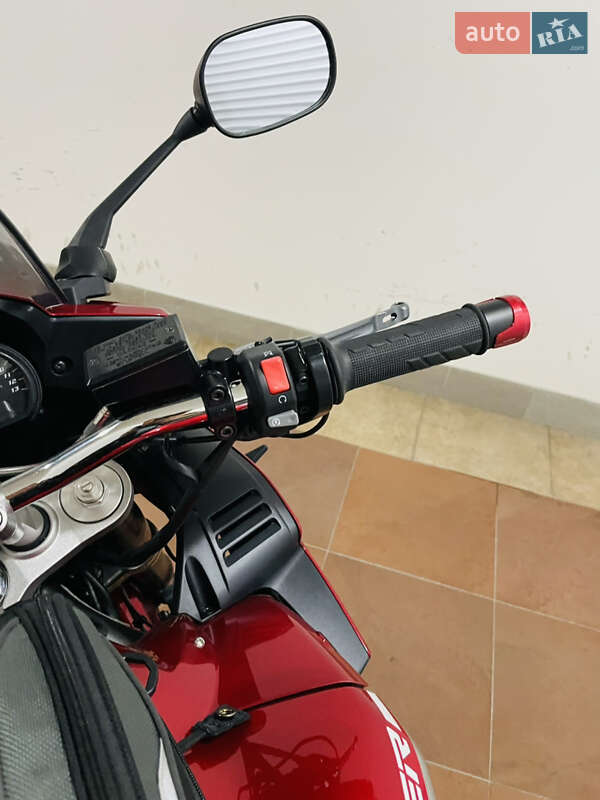 Мотоцикл Спорт-туризм Yamaha FZ1 Fazer 2013 в Киеве фото 23 Мотоцикл Спорт-туризм Yamaha FZ1 Fazer 2013 в Киеве