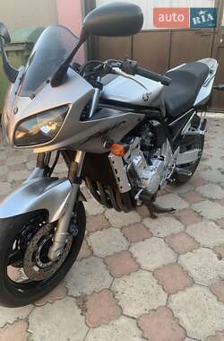 Мотоцикл Спорт-туризм Yamaha FZ1 Fazer 2003 в 