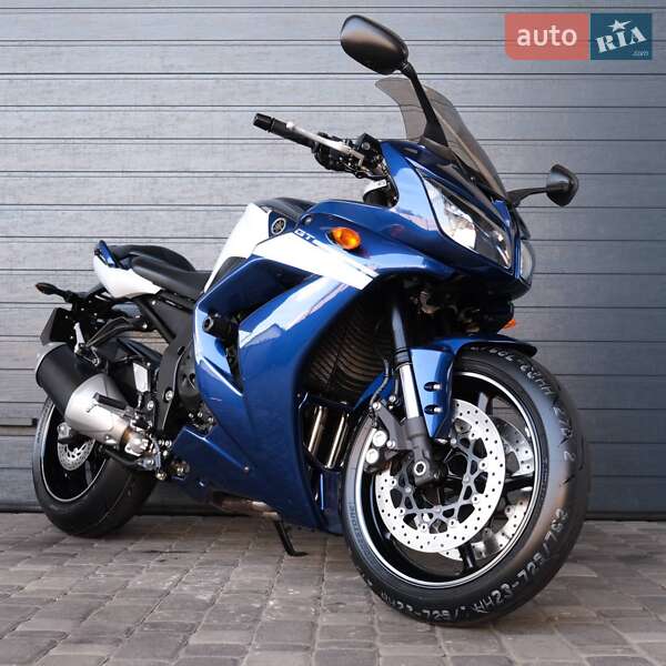 Yamaha FZ1 Fazer 2012