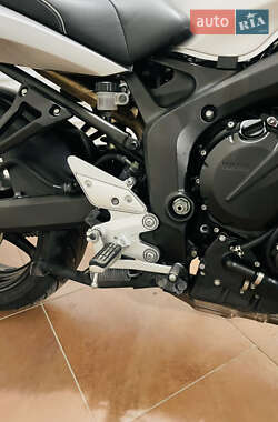 Мотоцикл Спорт-туризм Yamaha FZ6 Fazer 2009 в Киеве
