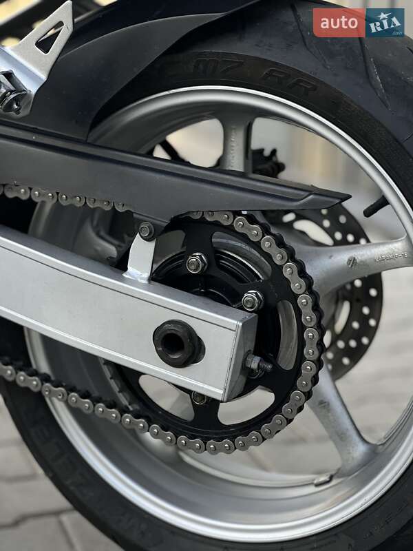 Мотоцикл Спорт-туризм Yamaha FZ6 Fazer 2004 в Млинове