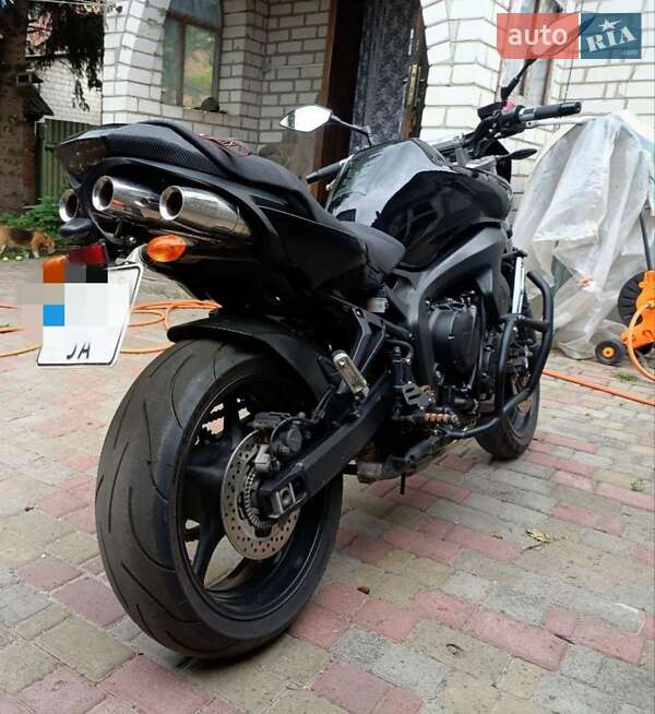 Yamaha FZ6 Fazer 2009