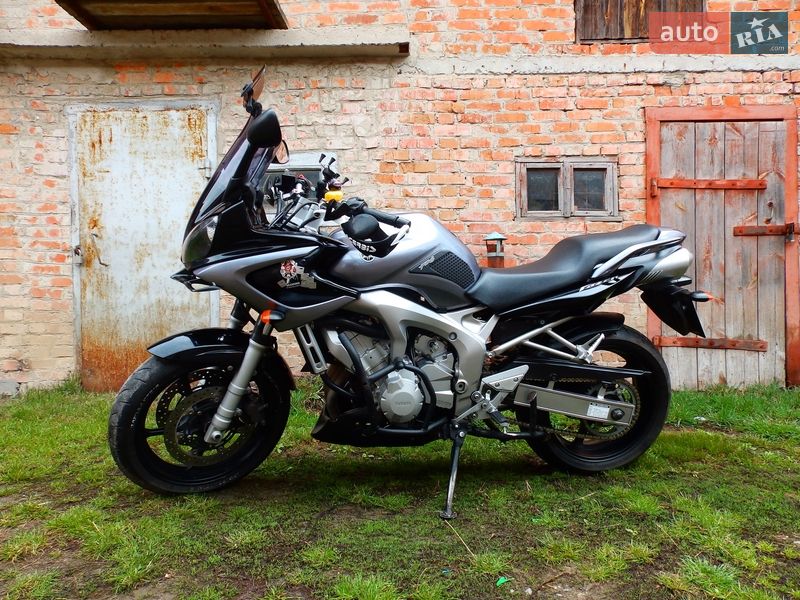 Yamaha FZ6 Fazer 2005
