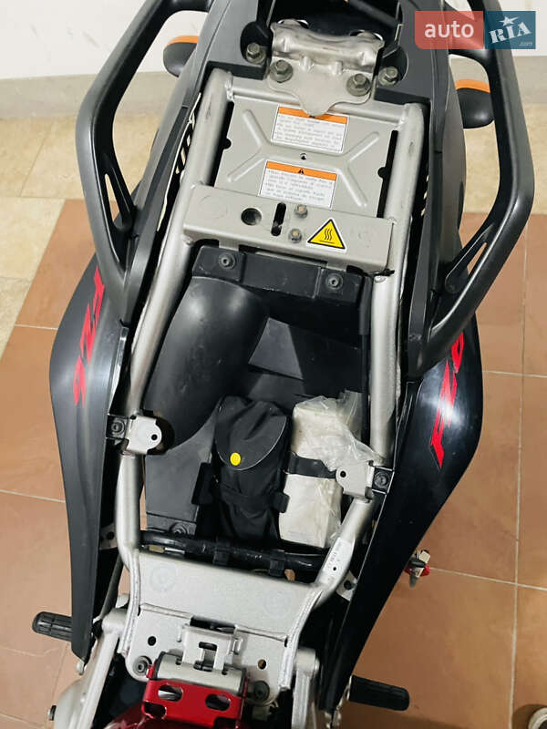 Мотоцикл Без обтекателей (Naked bike) Yamaha FZ6 N 2004 в Киеве