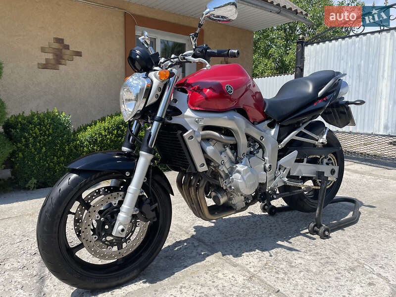 Мотоцикл Без обтікачів (Naked bike) Yamaha FZ6 N 2004 в Славуті