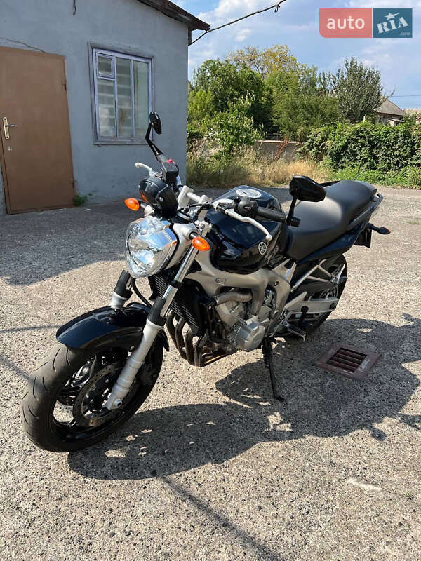 Мотоцикл Без обтекателей (Naked bike) Yamaha FZ6 N 2004 в Кривом Роге