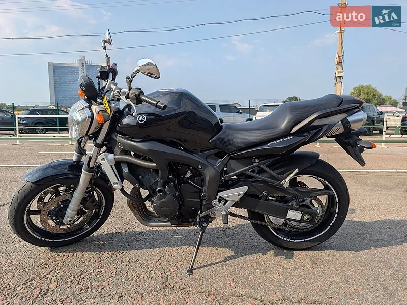 Yamaha FZ6 N 2006