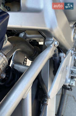 Мотоцикл Спорт-туризм Yamaha FZ6 S 2004 в 