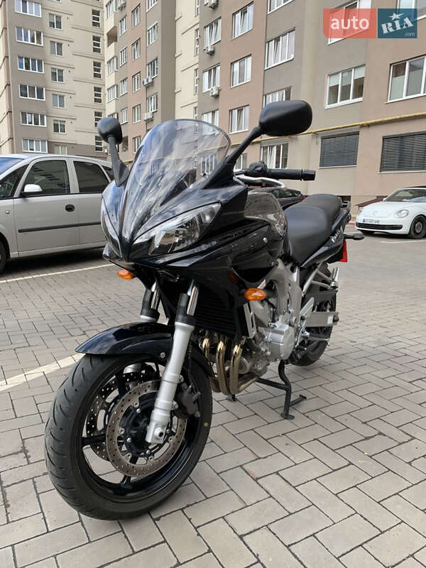 Мотоцикл Спорт-туризм Yamaha FZ6 S 2005 в Луцке фото Мотоцикл Спорт-туризм Yamaha FZ6 S 2005 в Луцке