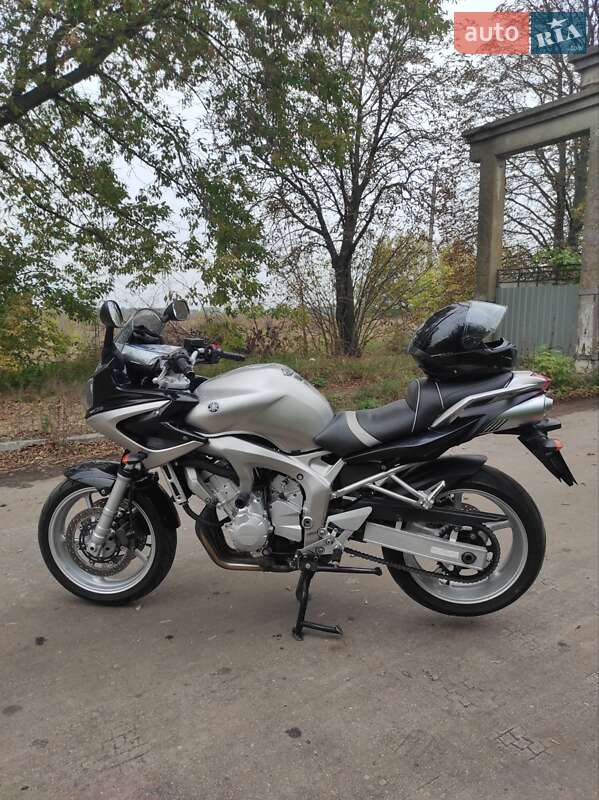 Мотоцикл Спорт-туризм Yamaha FZ6 S 2003 в Києві