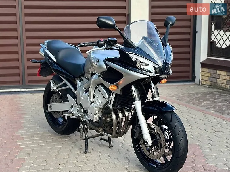 Yamaha FZ6 S 2005