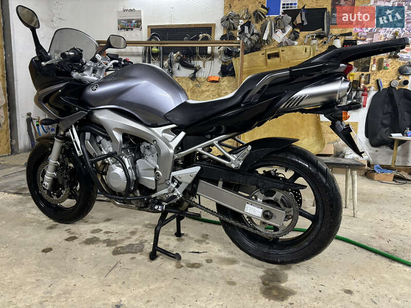 Мотоцикл Спорт-туризм Yamaha FZ6 2006 в Вараші
