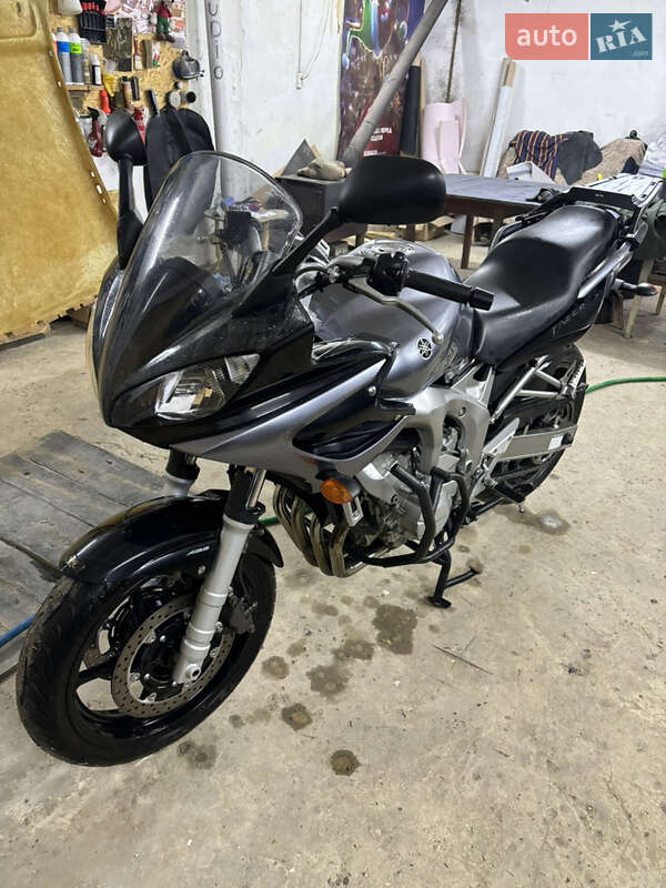 Мотоцикл Спорт-туризм Yamaha FZ6 2006 в Вараші