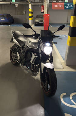 Мотоцикл Классік Yamaha FZ6 2010 в Києві