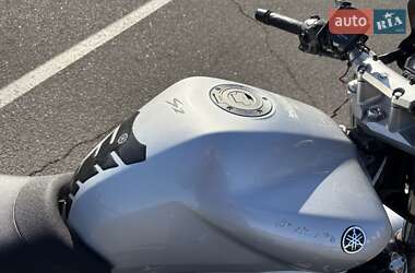 Мотоцикл Спорт-туризм Yamaha FZ6 2009 в 