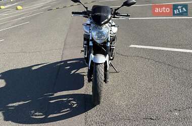 Мотоцикл Спорт-туризм Yamaha FZ6 2009 в 