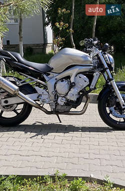 Мотоцикл Без обтекателей (Naked bike) Yamaha FZ6 2004 в Ровно