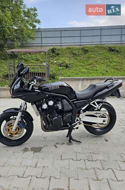 Мотоцикл Спорт-туризм Yamaha FZ6 1999 в 