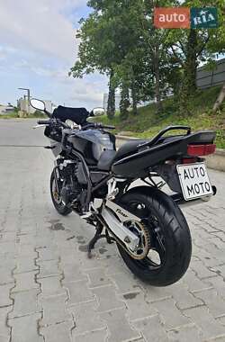 Мотоцикл Спорт-туризм Yamaha FZ6 1999 в 