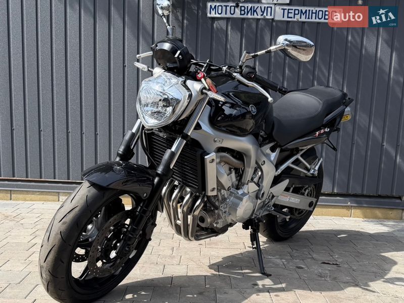 Мотоцикл Без обтекателей (Naked bike) Yamaha FZ6 2004 в Новомосковске фото 8 Мотоцикл Без обтекателей (Naked bike) Yamaha FZ6 2004 в Новомосковске