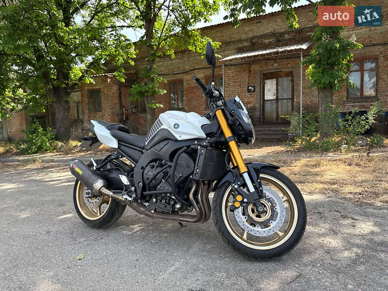 Yamaha FZ8 2012