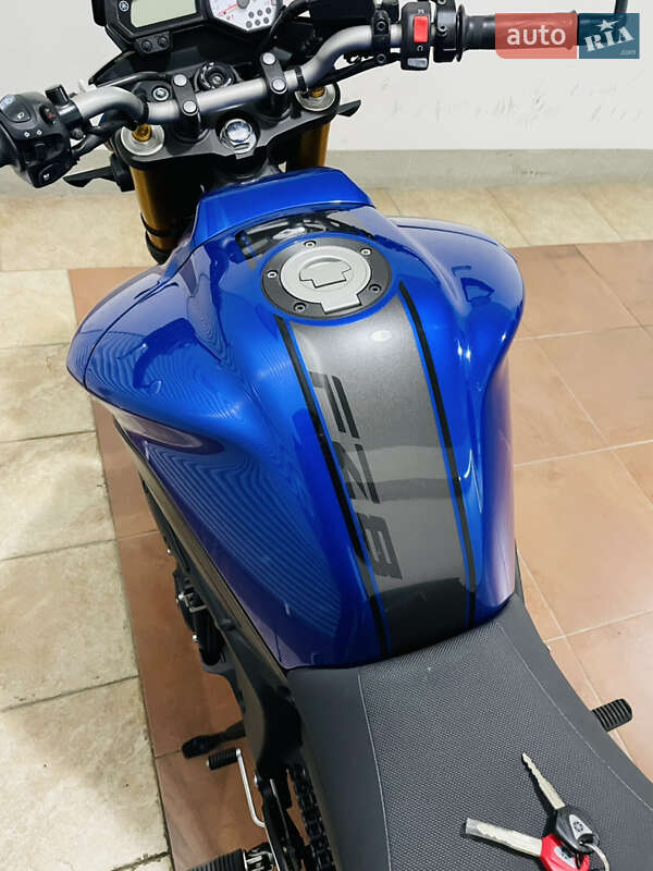 Мотоцикл Без обтекателей (Naked bike) Yamaha FZ8 2014 в Киеве