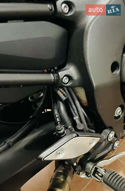 Мотоцикл Без обтекателей (Naked bike) Yamaha FZ8 2014 в Киеве