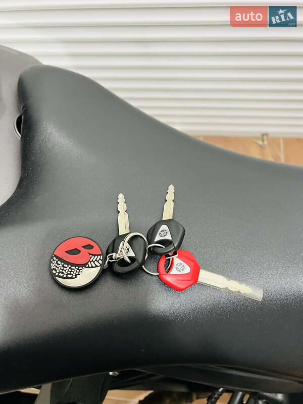 Мотоцикл Без обтікачів (Naked bike) Yamaha FZ8 2013 в Києві