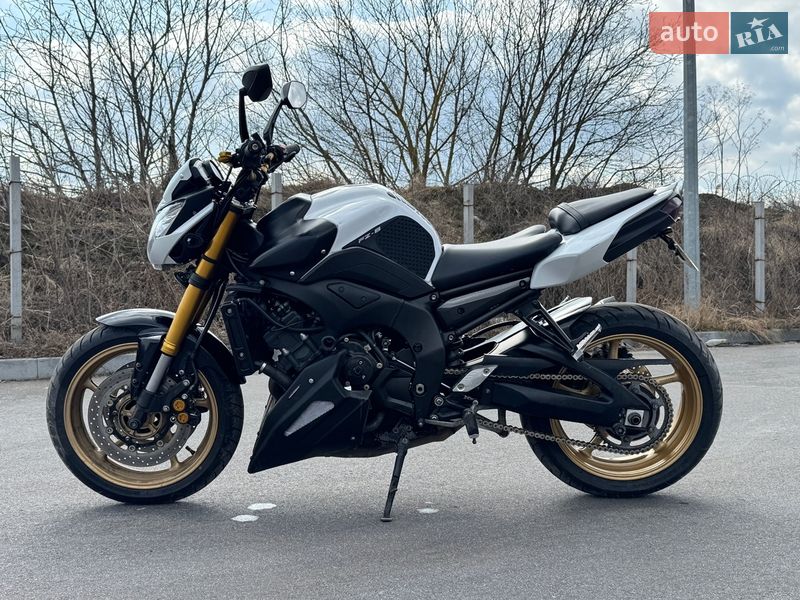 Мотоцикл Без обтекателей (Naked bike) Yamaha FZ8 2010 в Виннице