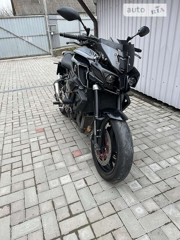 Мотоцикл Без обтекателей (Naked bike) Yamaha FZ 2016 в Житомире фото Мотоцикл Без обтекателей (Naked bike) Yamaha FZ 2016 в Житомире