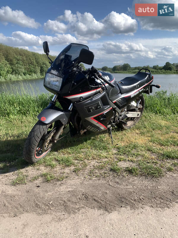 Мотоцикл Спорт-туризм Yamaha FZ 1992 в Варве