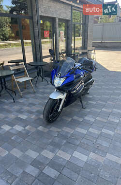 Спортбайк Yamaha FZ 2013 в Киеве