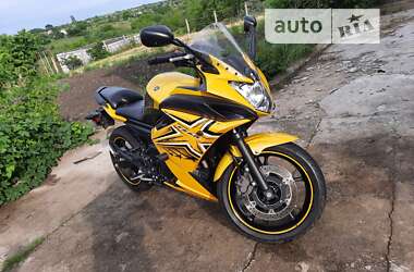 Спортбайк Yamaha FZR 600 2009 в 