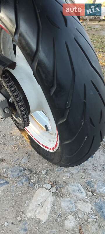 Спортбайк Yamaha FZR 600R 1991 в Корсуне-Шевченковском фото 3 Спортбайк Yamaha FZR 600R 1991 в Корсуне-Шевченковском