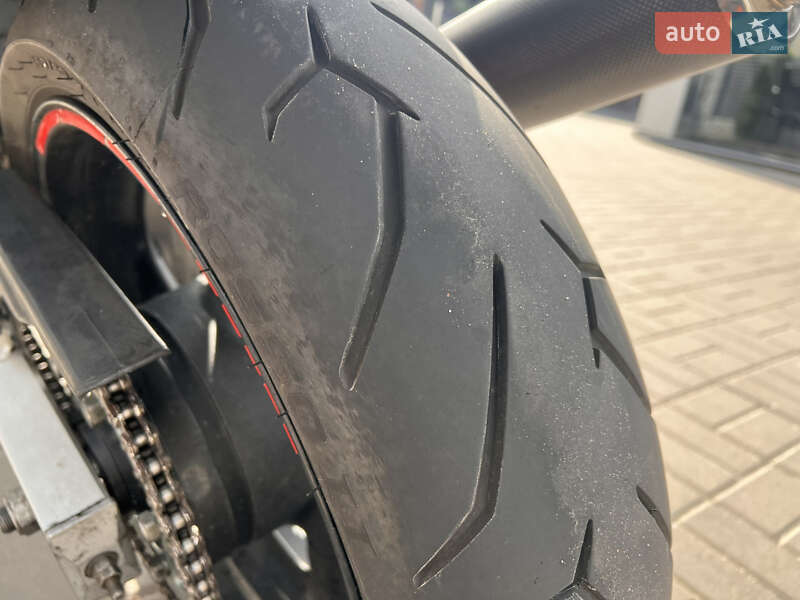 Мотоцикл Без обтікачів (Naked bike) Yamaha FZR 2000 в Черкасах