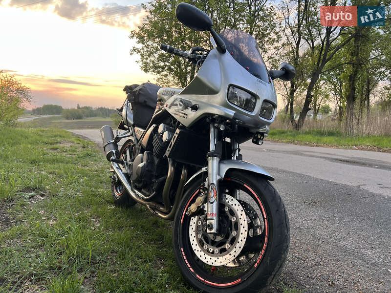 Мотоцикл Без обтікачів (Naked bike) Yamaha FZR 2000 в Черкасах