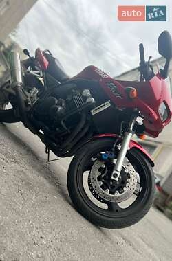 Мотоцикл Спорт-туризм Yamaha FZS 600 Fazer 1999 в 