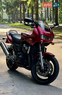 Мотоцикл Классик Yamaha FZS 600 Fazer 1999 в 