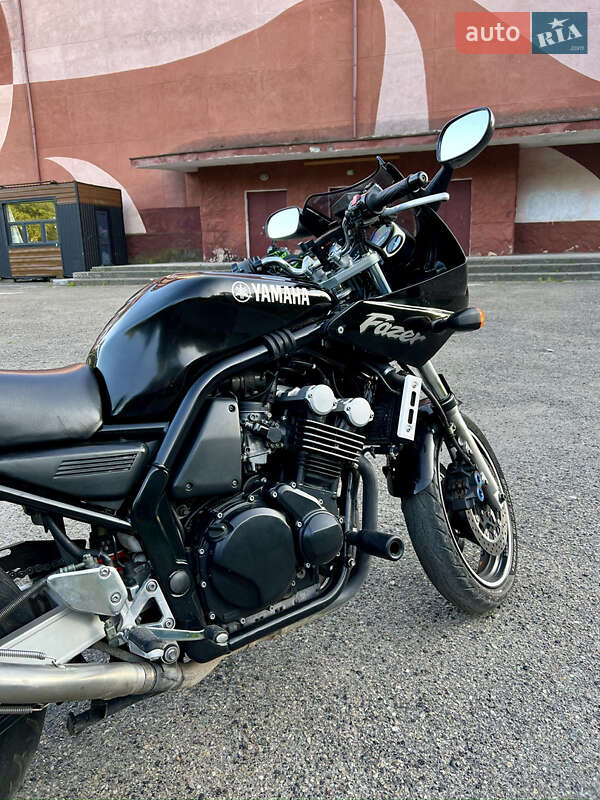 Мотоцикл Спорт-туризм Yamaha FZS 600 Fazer 1998 в Бурштыне