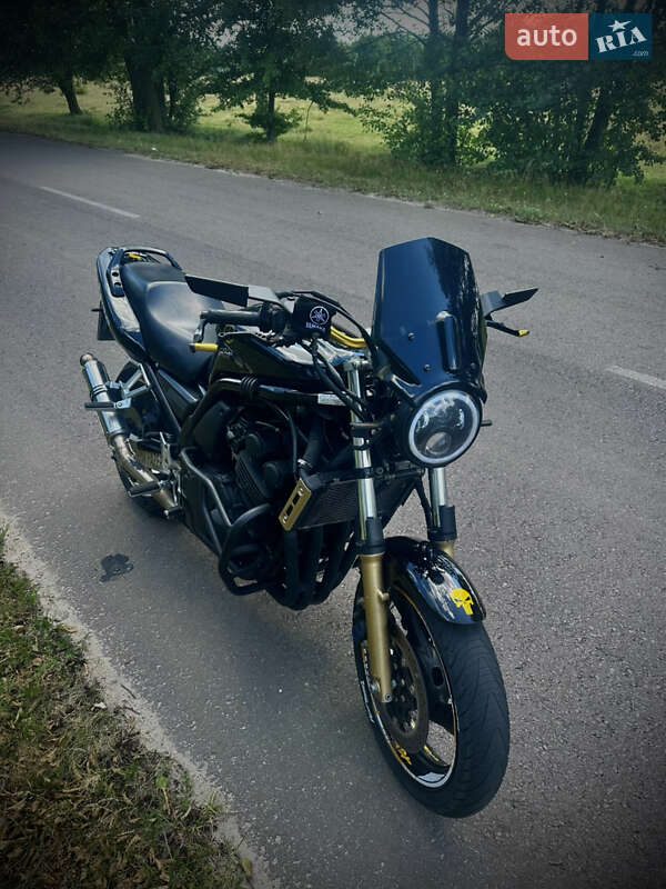 Yamaha FZS 600 Fazer 2000