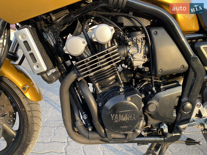 Мотоцикл Спорт-туризм Yamaha FZS 600 Fazer 1998 в Золочеві