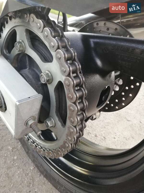 Мотоцикл Спорт-туризм Yamaha FZS 600 Fazer 2001 в Буске