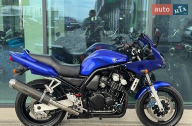 Мотоцикл Спорт-туризм Yamaha FZS 600 Fazer 2003 в Ровно