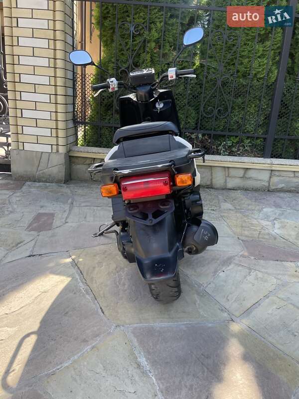 Скутер Yamaha Gear 4T 2011 в Івано-Франківську