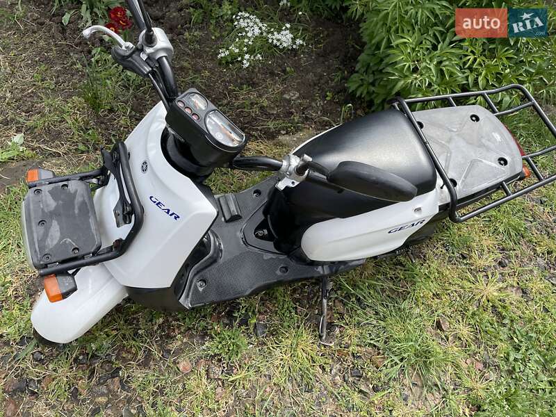 Скутер Yamaha Gear 2008 в Раздельной